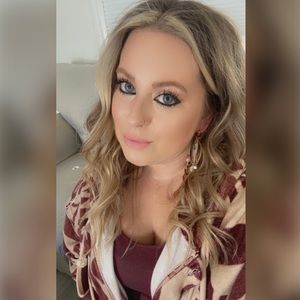 Meet your Posher, Madison